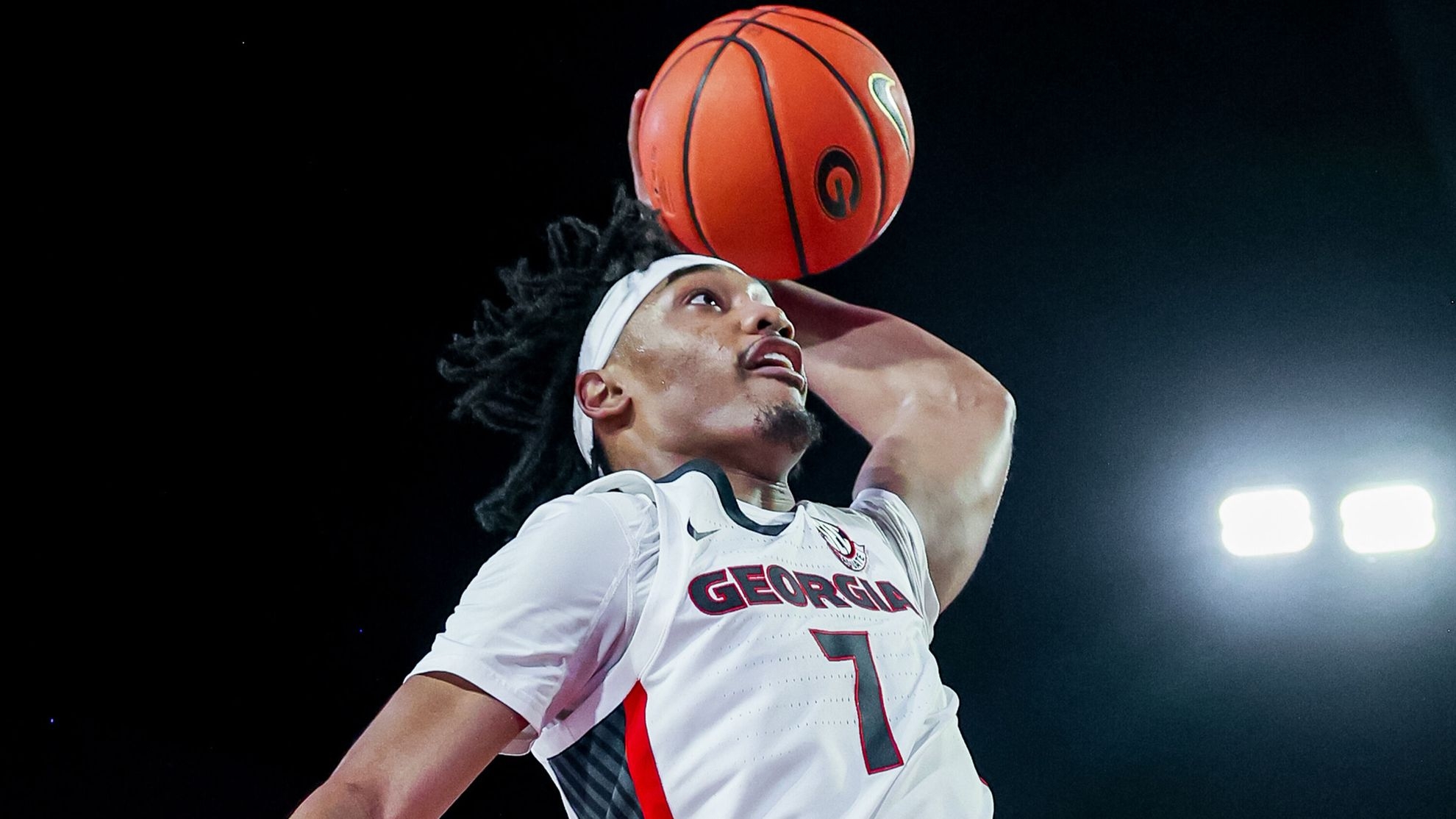 Montgomery Newell Help Georgia Rout Buffalo Southeastern Conference